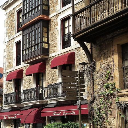 Hostal Esmeralda Comillas Bagian luar foto